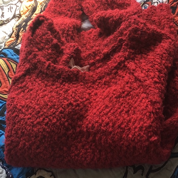 Yes Lola Sweater - Picture 13 of 13